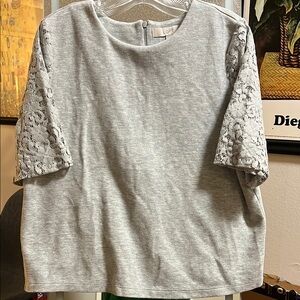 LOFT Gray Boxy Short Sleeve Blouse
